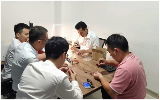 匯能員工工作剪影